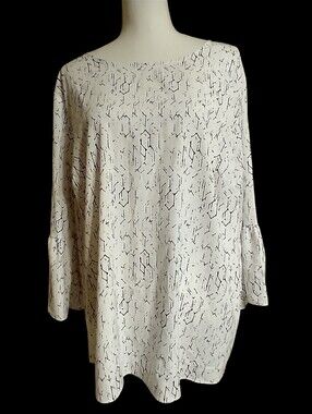 Apt. 9 White Printed Bell-Sleeve Top